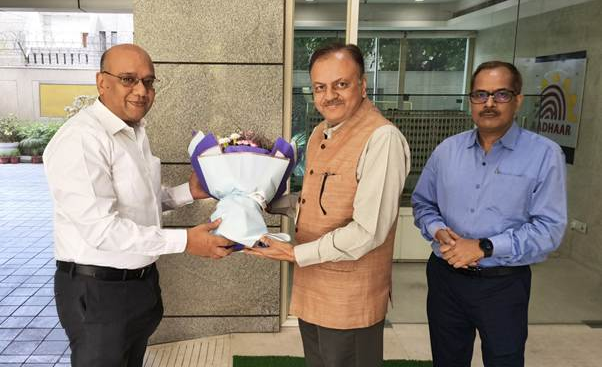 Saurabh Vijay takes over as CEO, UIDAI